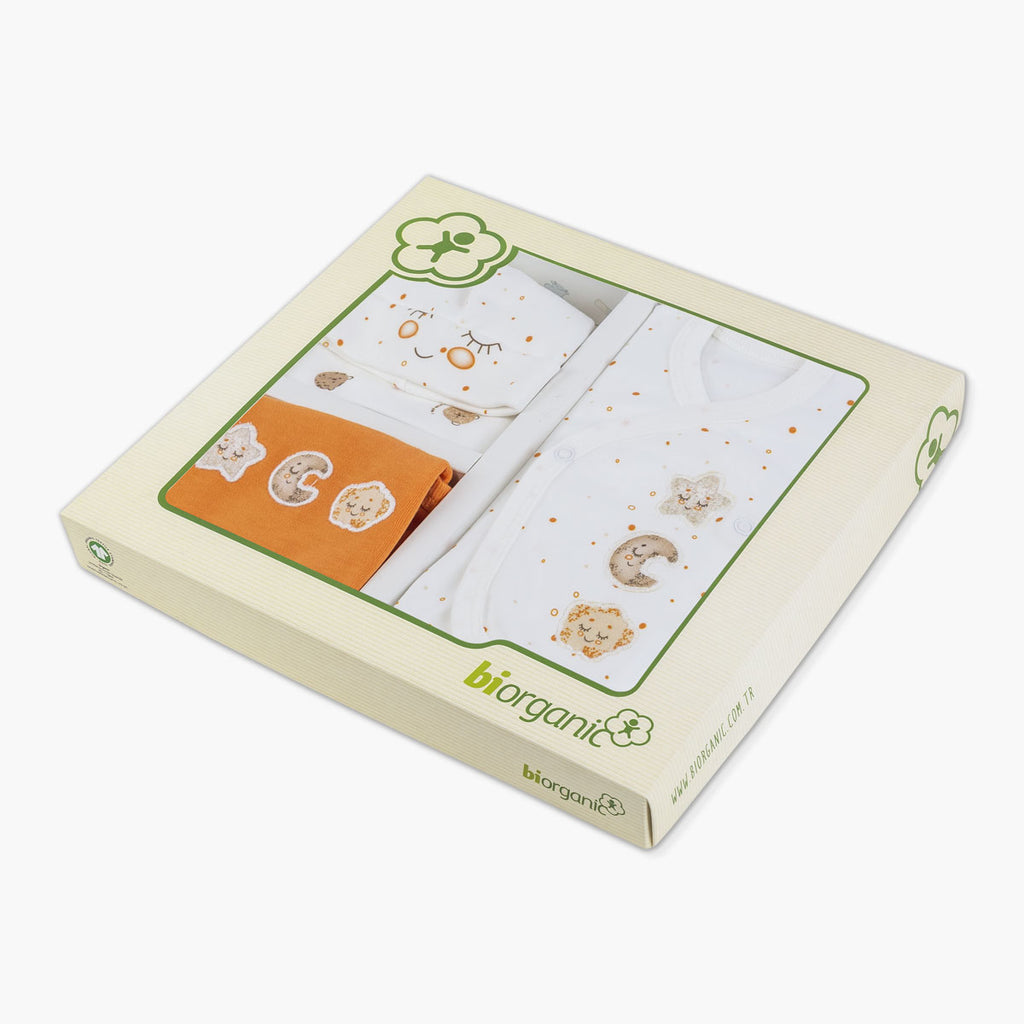 62205-Organic-Cotton-Baby-Shower-Gift-Box-5-Pcs-Gift-for-a-New-Mum-baby-hamper