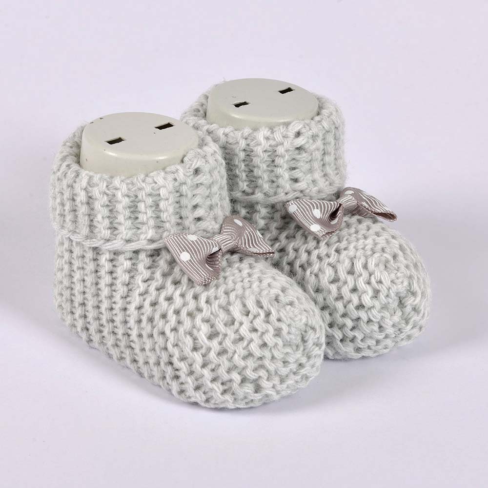 2 Knitted Shoes Set S00 - For Baby